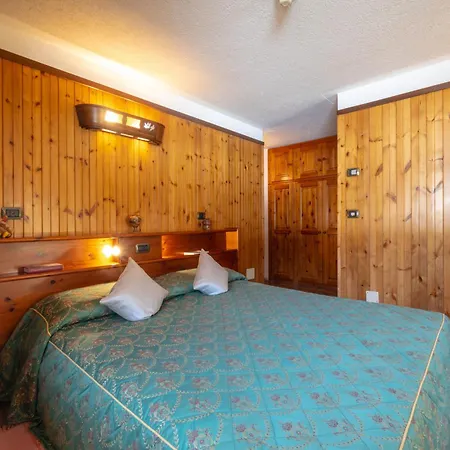 Bouton D'or - Hotel 3*