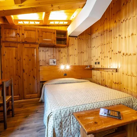 Bouton D'or - Hotel Cogne